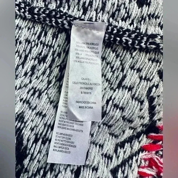 Boho Wool Blend Hooded Tassel Cardigan - Picture 6 of 6